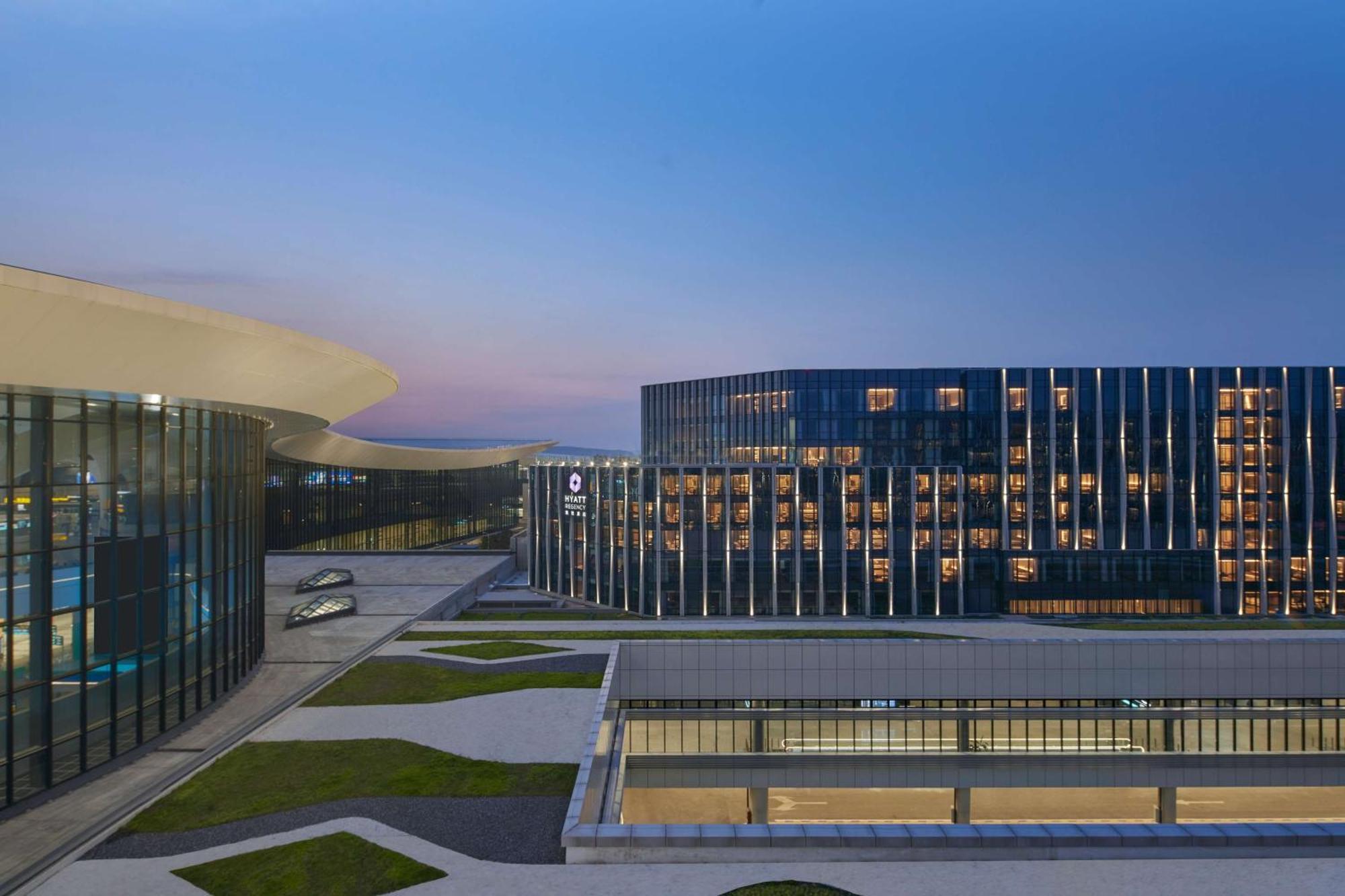 Hyatt Regency Hangzhou International Airport Exterior photo